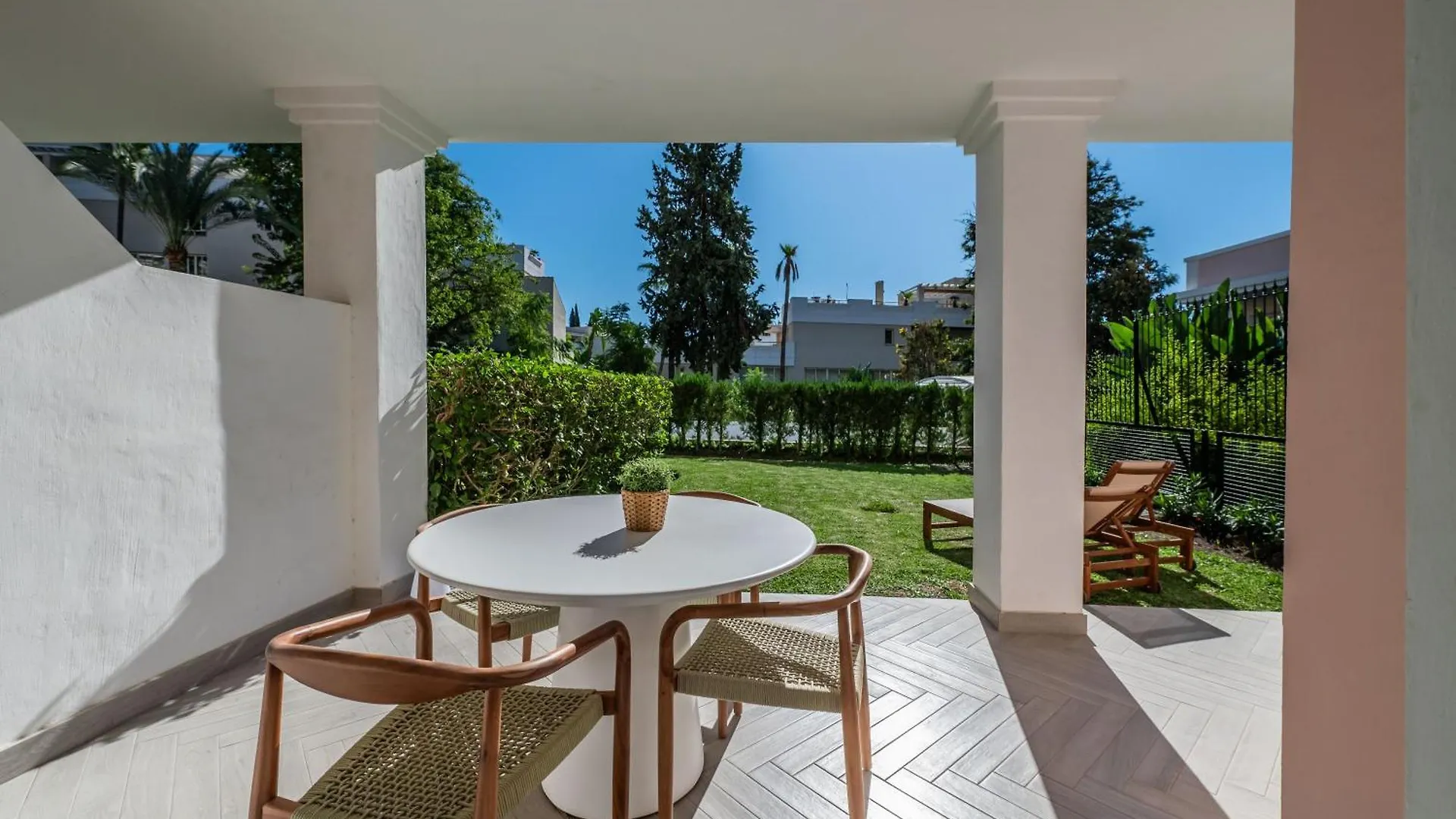 Calma House Aloha Gardens Marbella By Vps Apartment
