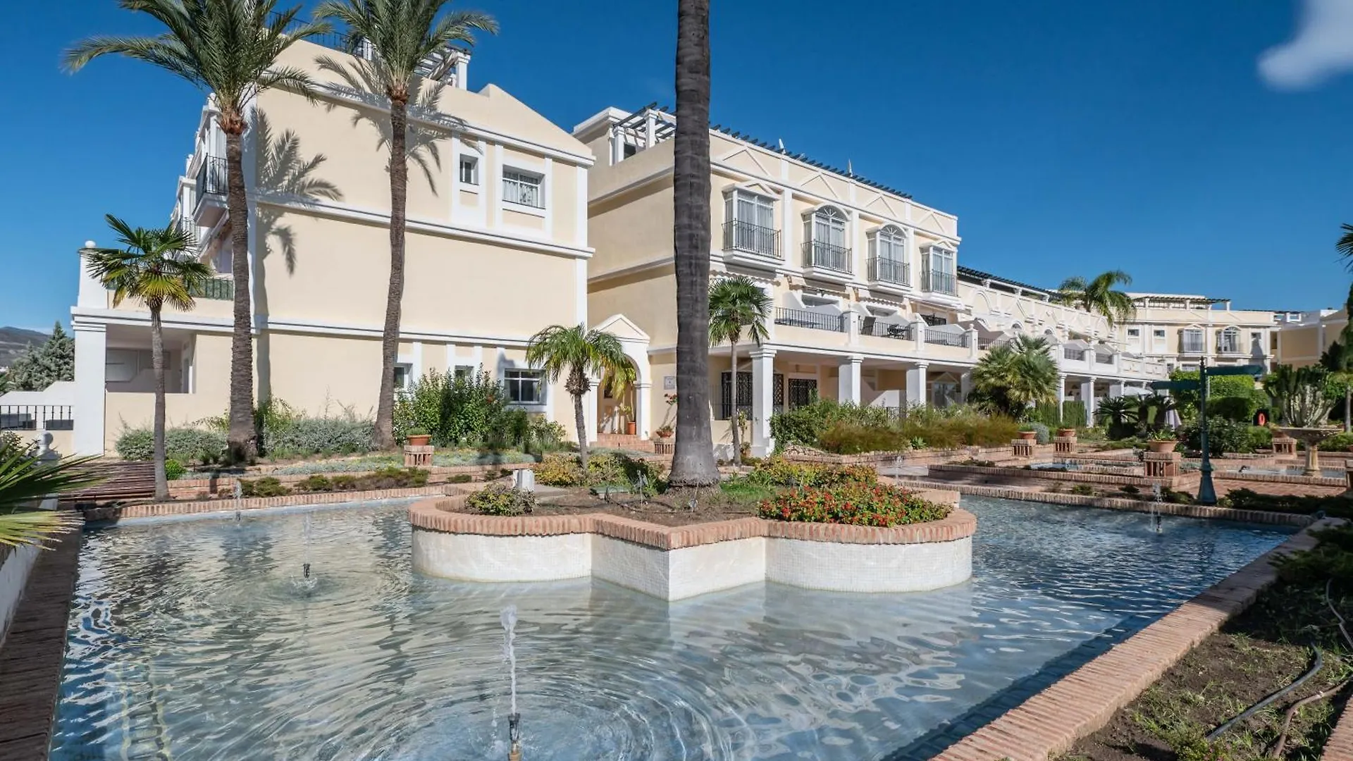 Calma House Aloha Gardens Marbella By Vps Apartment