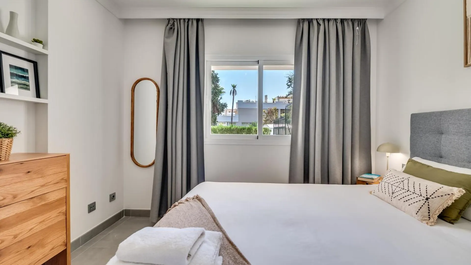 Calma House Aloha Gardens Marbella By Vps Apartment