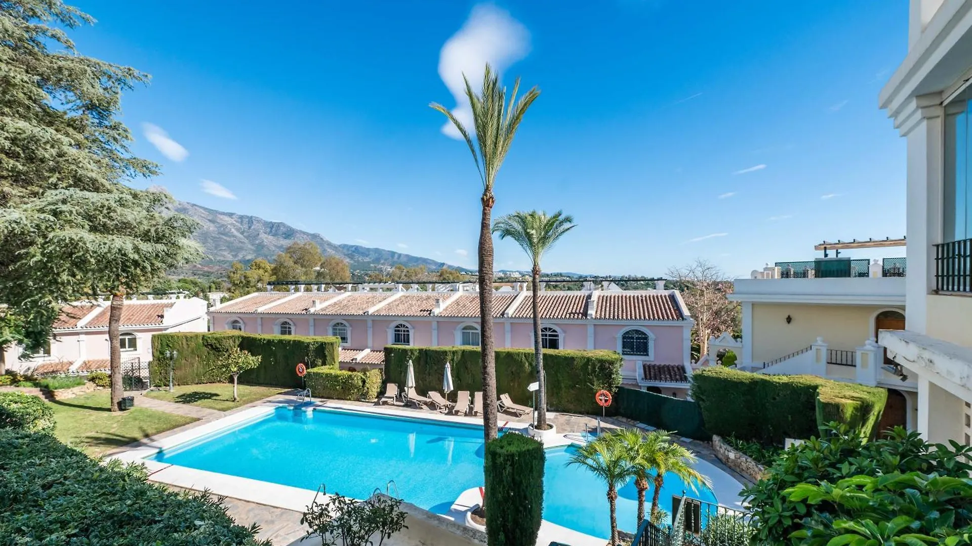 Calma House Aloha Gardens Marbella By Vps Apartment
