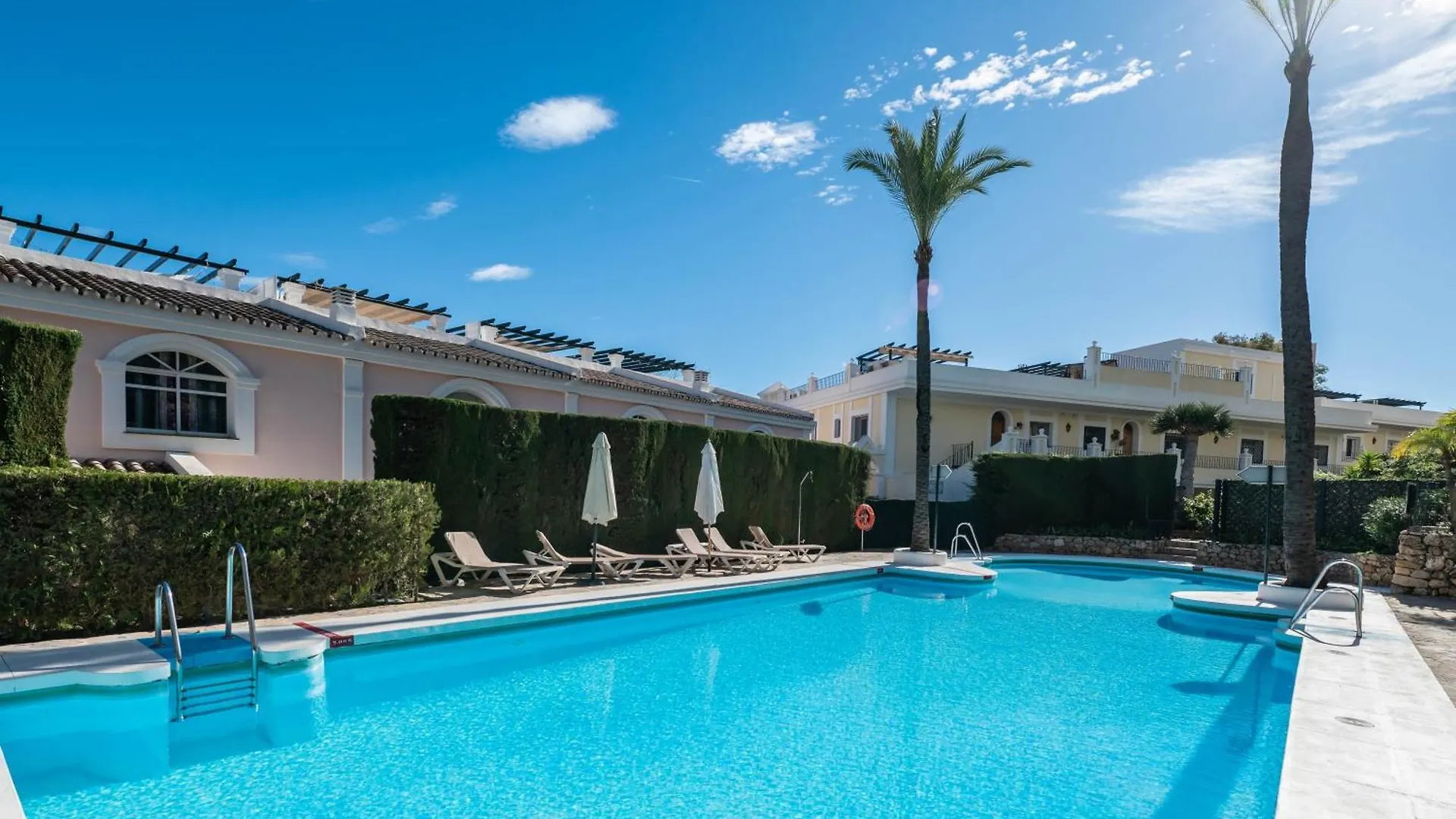 Calma House Aloha Gardens Marbella By Vps Apartment